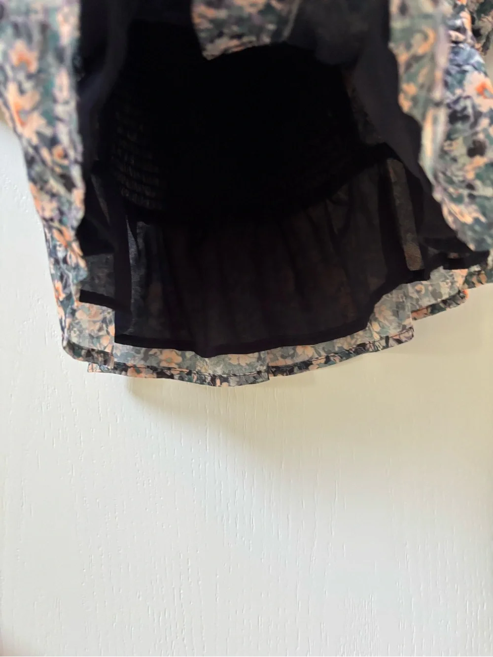 Astr Floral Puff-Sleeve Peplum Top - Black with Peach Flowers